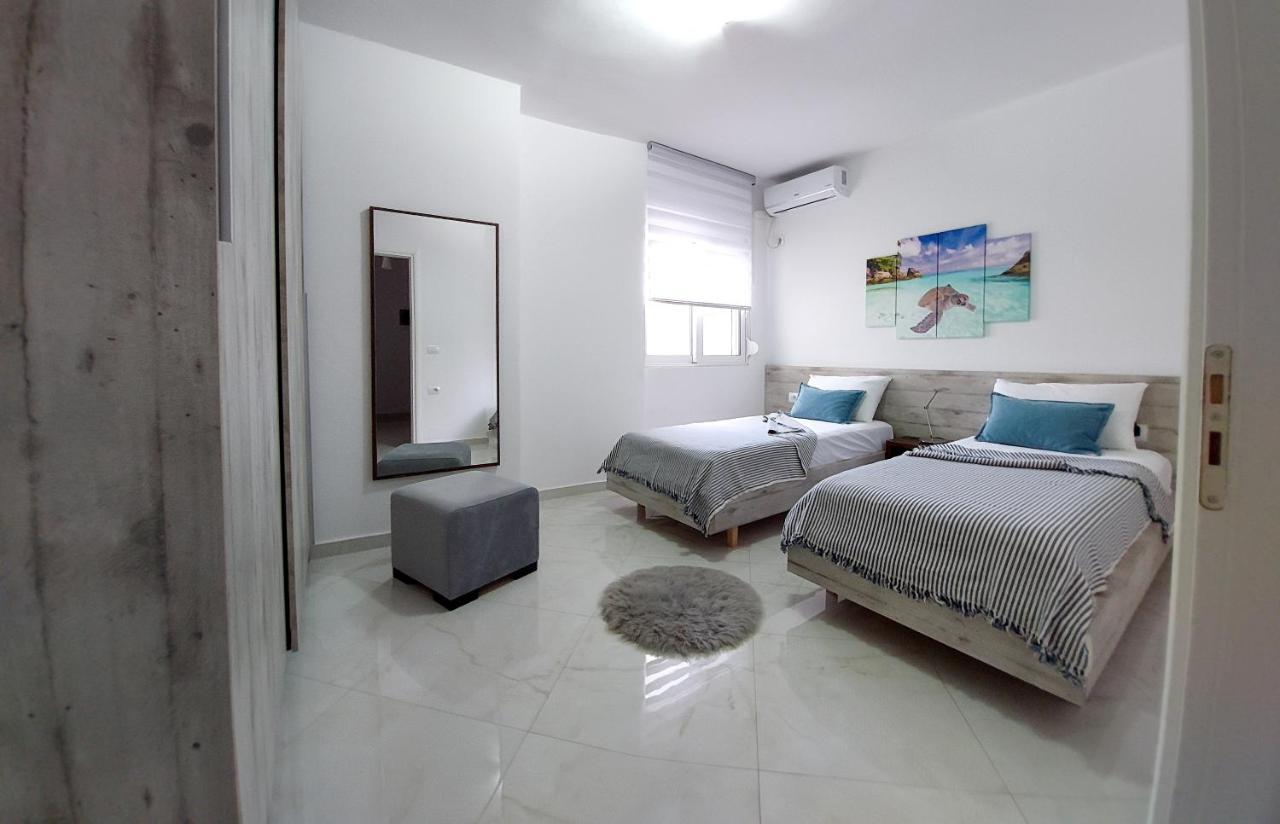 Cirasola Home - White Residence 1 Sarandë Buitenkant foto